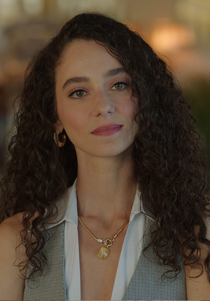 Zeynep-Oymak-(Berna)